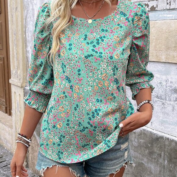 Green Boho Women's Printed Vacation Style Long Sleeve Shirt - Picture 3 of 6